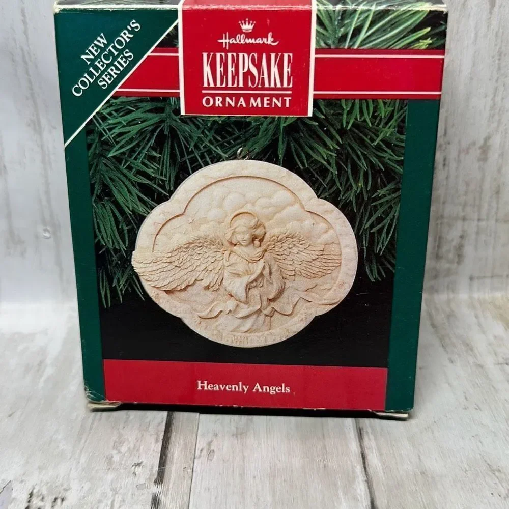 Heavenly‎ Angels 1991 Hallmark Keepsake Christmas Ornament 1st in Series